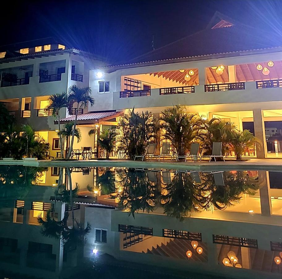 Residencial Paraiso บายาฮิเบ ภายนอก รูปภาพ